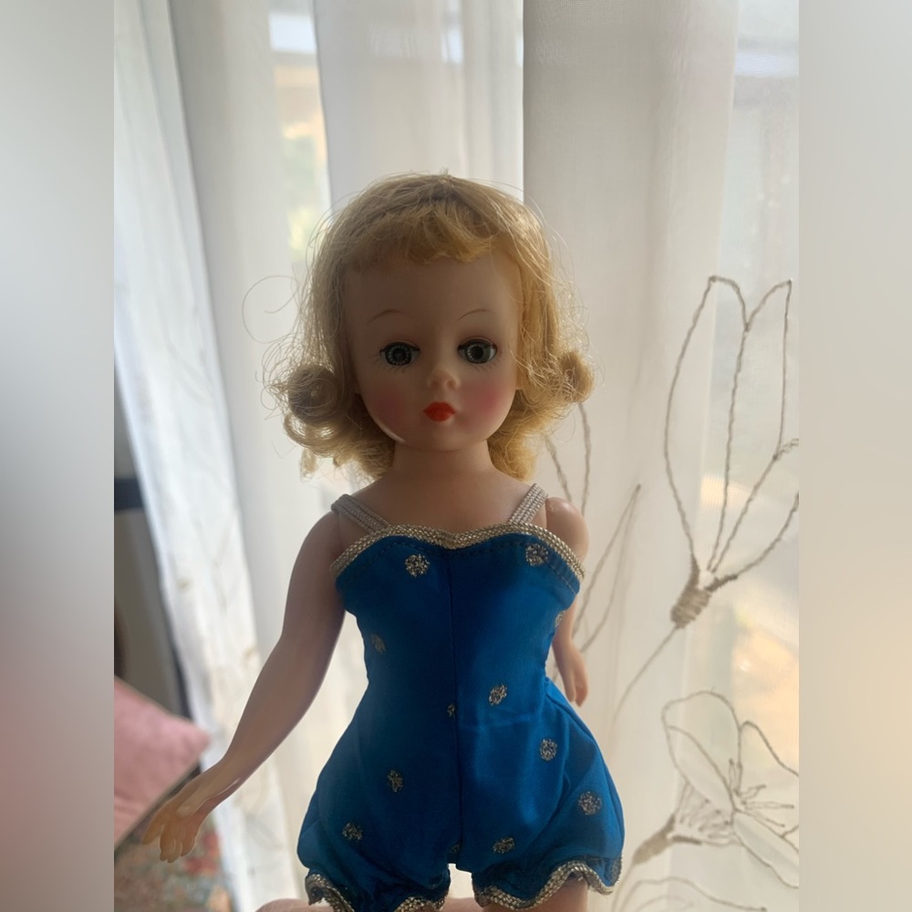 Vintage, madame Alexander Cissette in bathing suit